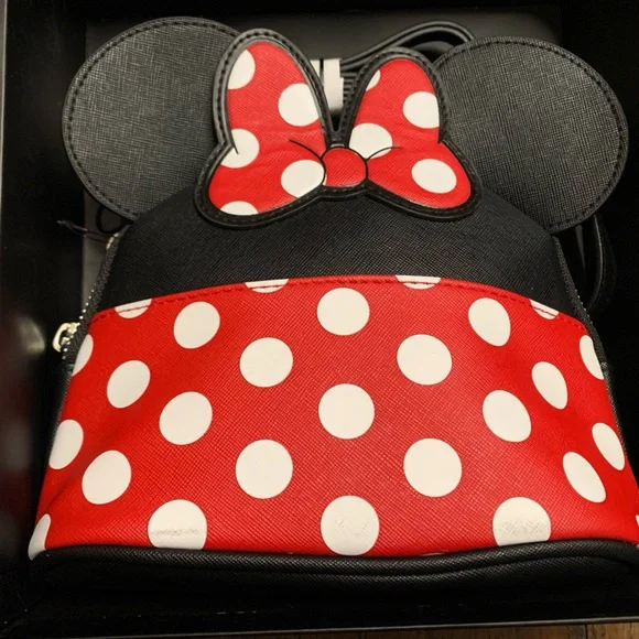 Disney Minnie Mouse Red and Black Kids Accessory Set